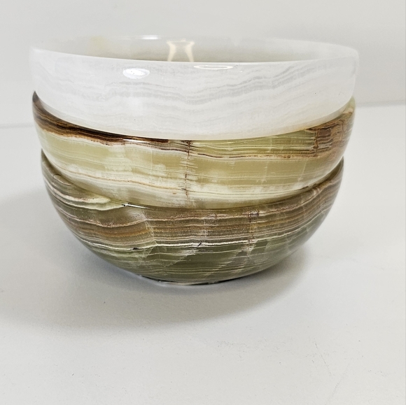 Gorgeous green and brown onyx bowls  and shot glasses - Picture 3 of 12